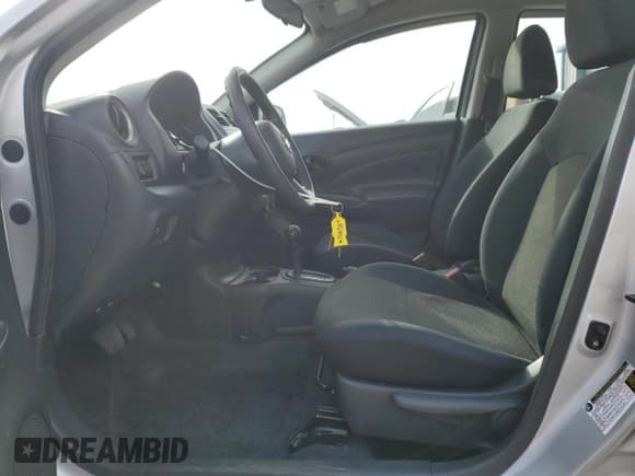 ✅ 2012 Nissan Versa SV • VIN: 3N1CN7AP3CL819016 • Лот: 88011415. Опубликован ранее на Copart с пробегом 124 451 миль. Бесплатный доступ к архиву аукционных продаж из США и подробный отчёт об истории автомобиля на DreamBid. Изображение 7.