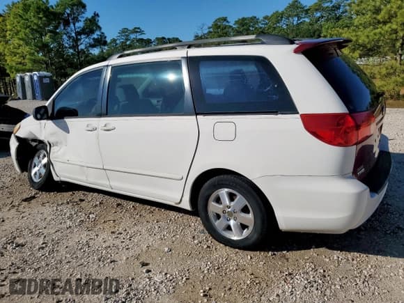 ✅ 2006 Toyota Sienna LE • VIN: 5TDZA23C86S410072 • Lot: 91018735. Listed on Copart with 165,134 mi. Free auction sales archive from the USA and detailed vehicle history report at DreamBid. Image 2.