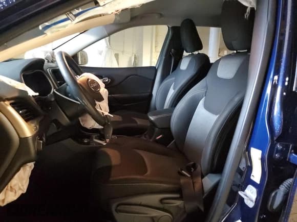 ✅ 2014 Jeep Cherokee Sport • VIN: 1C4PJMAB3EW220045 • Lot: 81882285. Listed on Copart with 125,704 mi. Free auction sales archive from the USA and detailed vehicle history report at DreamBid. Image 7.