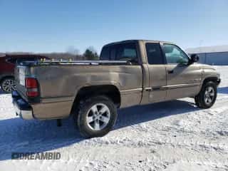 2001 Dodge 1500 с VIN 3B7HC13Y81G167933, выставлен на аукционе Copart как лот 88690105 с пробегом 340 328 миль миль и Списание • Salvage title. История ставок и продаж доступна на DreamBid. Изображение 3.