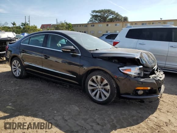 ✅ 2009 Volkswagen CC 4Motion • VIN: WVWGU73CX9E526024 • Lot: 80980873. Wystawiony na Copart z przebiegiem 238 089 mil. Bezpłatny archiwum sprzedaży aukcyjnych z USA i szczegółowy raport historii pojazdu na DreamBid. Zdjęcie 4.