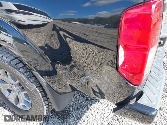 ✅ 2020 Nissan Frontier SV • VIN: 1N6ED0EB6LN706821 • Lot: 43577347. Listed on IAAI with 79,263 mi. Free auction sales archive from the USA and detailed vehicle history report at DreamBid. Image 20.