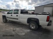 ✅ 2006 Chevrolet Silverado 2500HD Work Truck • VIN: 1GCHC23D06F231118 • Лот: 65697235. Опубликован ранее на Copart с пробегом 142 130 миль. Бесплатный доступ к архиву аукционных продаж из США и подробный отчёт об истории автомобиля на DreamBid. Изображение 2.