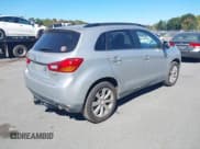 ✅ 2014 Mitsubishi Outlander SE • VIN: 4A4AP4AU6EE015243 • Lot: 43447087. Listed on IAAI with 202,112 mi. Free auction sales archive from the USA and detailed vehicle history report at DreamBid. Image 4.