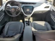 ✅ 2017 Chevrolet Bolt EV Premier • VIN: 1G1FX6S03H4169772 • Lot: 56277144. Wystawiony na Copart z przebiegiem 67 057 mil. Bezpłatny archiwum sprzedaży aukcyjnych z USA i szczegółowy raport historii pojazdu na DreamBid. Zdjęcie 8.