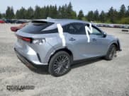 ✅ 2024 Lexus RX 450h+ Luxury • VIN: JTJCJMGA9R2010329 • Lot: 48578425. Wystawiony na Copart z przebiegiem 12 275 mil. Bezpłatny archiwum sprzedaży aukcyjnych z USA i szczegółowy raport historii pojazdu na DreamBid. Zdjęcie 3.