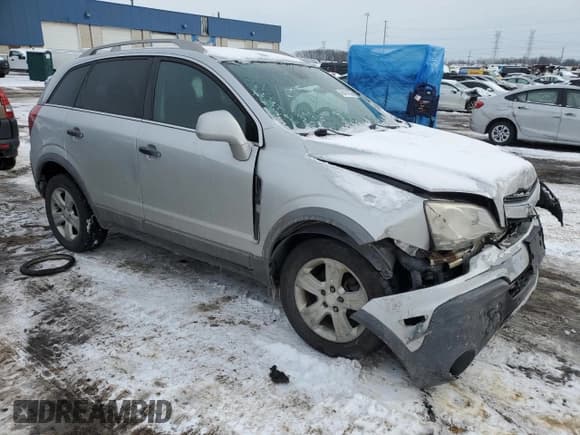 ✅ 2013 Chevrolet Captiva Sport LS • VIN: 3GNAL2EK3DS639691 • Lot: 45431555. Wystawiony na Copart z przebiegiem Nie podano. Bezpłatny archiwum sprzedaży aukcyjnych z USA i szczegółowy raport historii pojazdu na DreamBid. Zdjęcie 4.