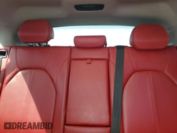 ✅ 2020 Alfa Romeo Stelvio • VIN: ZASPAJANXL7C76295 • Lot: 71260095. Wystawiony na Copart z przebiegiem 85 128 mil. Bezpłatny archiwum sprzedaży aukcyjnych z USA i szczegółowy raport historii pojazdu na DreamBid. Zdjęcie 10.