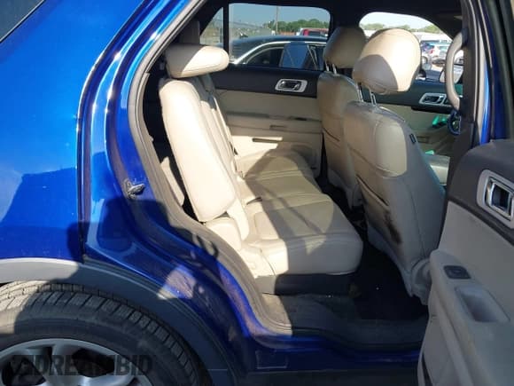 ✅ 2013 Ford Explorer Limited • VIN: 1FM5K7F87DGA62512 • Lot: 42436850. Wystawiony na IAAI z przebiegiem 172 359 mil. Bezpłatny archiwum sprzedaży aukcyjnych z USA i szczegółowy raport historii pojazdu na DreamBid. Zdjęcie 8.