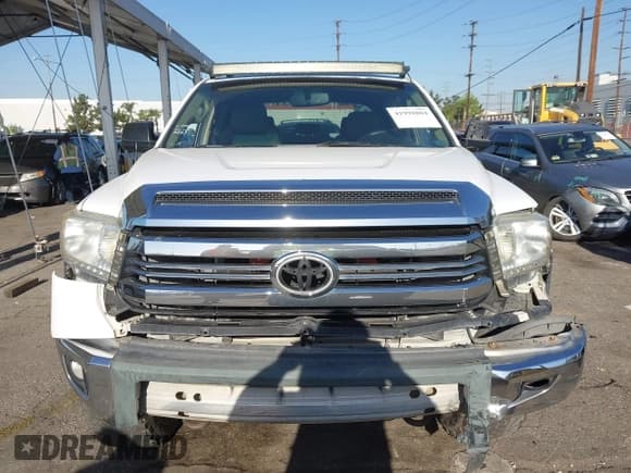 ✅ 2014 Toyota Tundra SR5 • VIN: 5TFDM5F13EX053244 • Lot: 41998804. Listed on IAAI with 288,414 mi. Free auction sales archive from the USA and detailed vehicle history report at DreamBid. Image 12.