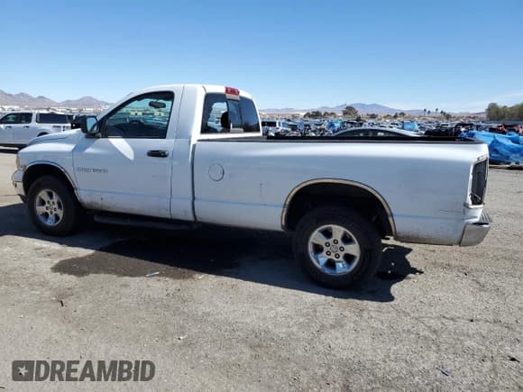 ✅ 2003 Dodge 1500 ST • VIN: 1D7HU16D53J664449 • Лот: 46534795. Опубликован ранее на Copart с пробегом 190 477 миль. Бесплатный доступ к архиву аукционных продаж из США и подробный отчёт об истории автомобиля на DreamBid. Изображение 2.