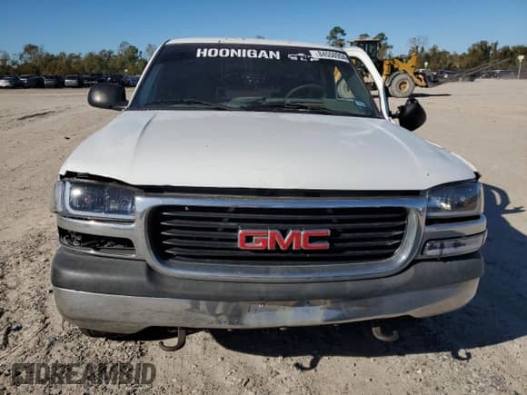 2002 GMC Sierra 1500 with VIN 1GTEC14W22Z331436, listed as a Copart auction lot 84550994 with 243,764 mi miles and Salvage title. Bid and sale history available at DreamBid. Image 5.