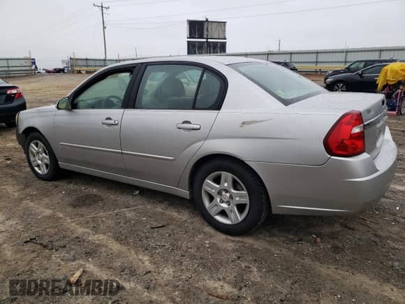 2007 Chevrolet Malibu 2LT with VIN 1G1ZT58N87F236553, listed as a Copart auction lot 82010443 with 212,096 mi miles and Salvage title. Bid and sale history available at DreamBid. Image 2.