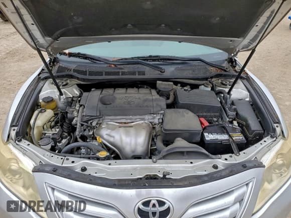 ✅ 2010 Toyota Camry • VIN: 4T1BF3EKXAU101085 • Lot: 94702765. Wystawiony na Copart z przebiegiem 48 231 mil. Bezpłatny archiwum sprzedaży aukcyjnych z USA i szczegółowy raport historii pojazdu na DreamBid. Zdjęcie 11.