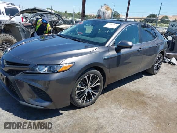 2020 Toyota Camry Hybrid SE с VIN 4T1J31AK4LU524262, выставлен на аукционе IAAI как лот 42607543 с пробегом 27 130 миль миль и . История ставок и продаж доступна на DreamBid. Изображение 2.