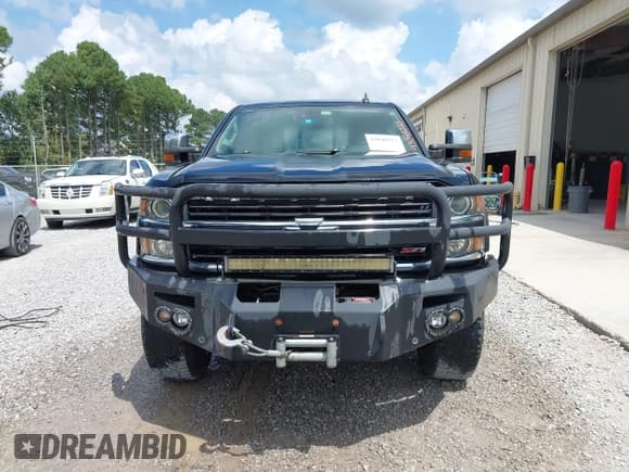 ✅ 2016 Chevrolet Silverado 2500HD LTZ • VIN: 1GC1KWE84GF278357 • Lot: 43048273. Listed on IAAI with 303,951 mi. Free auction sales archive from the USA and detailed vehicle history report at DreamBid. Image 12.