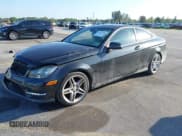 ✅ 2013 Mercedes-Benz C 250 • VIN: WDDGJ4HB5DG085073 • Lot: 41696760. Wystawiony na IAAI z przebiegiem 196 802 mil. Bezpłatny archiwum sprzedaży aukcyjnych z USA i szczegółowy raport historii pojazdu na DreamBid. Zdjęcie 2.