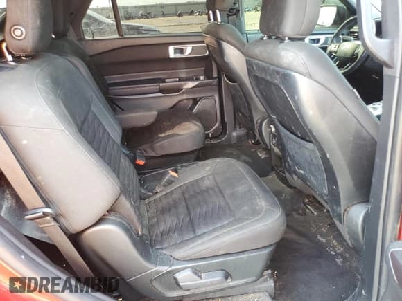 ✅ 2020 Ford Explorer XLT • VIN: 1FMSK7DH7LGA52759 • Lot: 45513235. Wystawiony na Copart z przebiegiem 80 602 mil. Bezpłatny archiwum sprzedaży aukcyjnych z USA i szczegółowy raport historii pojazdu na DreamBid. Zdjęcie 11.