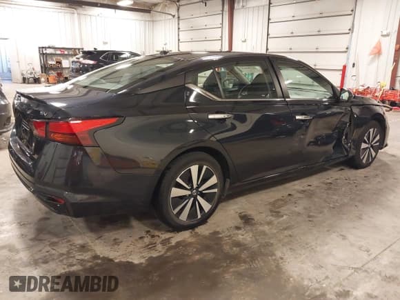 ✅ 2022 Nissan Altima SV • VIN: 1N4BL4DV5NN336112 • Лот: 43380613. Опубликован ранее на IAAI с пробегом 66 636 миль. Бесплатный доступ к архиву аукционных продаж из США и подробный отчёт об истории автомобиля на DreamBid. Изображение 4.