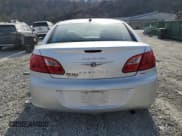 ✅ 2009 Chrysler Sebring Touring • VIN: 1C3LC56B99N566592 • Lot: 47864895. Wystawiony na Copart z przebiegiem 191 677 mil. Bezpłatny archiwum sprzedaży aukcyjnych z USA i szczegółowy raport historii pojazdu na DreamBid. Zdjęcie 6.