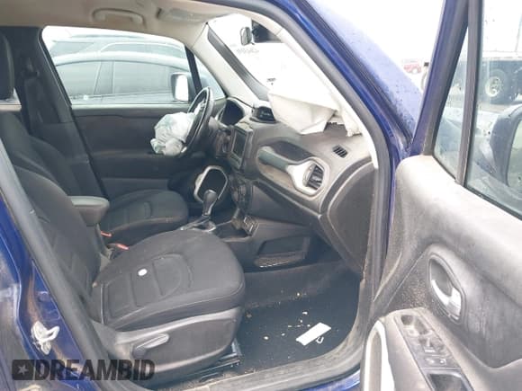 ✅ 2019 Jeep Renegade Latitude • VIN: ZACNJABBXKPK80902 • Лот: 42643191. Опубликован ранее на IAAI с пробегом 142 072 миль. Бесплатный доступ к архиву аукционных продаж из США и подробный отчёт об истории автомобиля на DreamBid. Изображение 5.