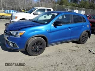 2019 Mitsubishi Outlander ES с VIN JA4AR3AU8KU007975, выставлен на аукционе Copart как лот 50394315 с пробегом 70 490 миль миль и Списание • Salvage title. История ставок и продаж доступна на DreamBid. Изображение 1.