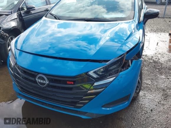 ✅ 2025 Nissan Versa SR • VIN: 3N1CN8FV5SL809924 • Лот: 42973265. Опубликован ранее на IAAI с пробегом 20 884 миль. Бесплатный доступ к архиву аукционных продаж из США и подробный отчёт об истории автомобиля на DreamBid. Изображение 6.