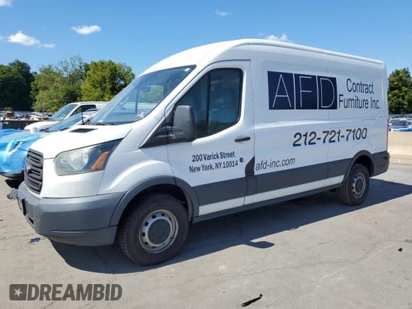 ✅ 2016 Ford Transit Cargo • VIN: 1FTYR2CM3GKA31115 • Lot: 70835595. Listed on Copart with 107,187 mi. Free auction sales archive from the USA and detailed vehicle history report at DreamBid. Image 1.