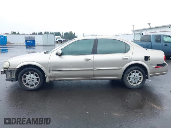 ✅ 2001 Nissan Maxima GXE • VIN: JN1CA31DX1T632438 • Лот: 43320994. Опубликован ранее на IAAI с пробегом 150 813 миль. Бесплатный доступ к архиву аукционных продаж из США и подробный отчёт об истории автомобиля на DreamBid. Изображение 15.