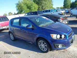 2013 Chevrolet Sonic LT with VIN 1G1JC6SHXD4248345, listed as a IAAI auction lot 42723072 with 128,100 mi miles and . Bid and sale history available at DreamBid. Image 1.