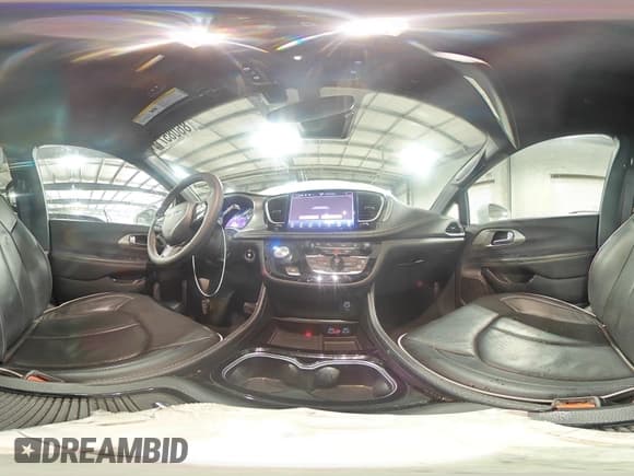 ✅ 2022 Chrysler Pacifica Hybrid Limited • VIN: 2C4RC1S7XNR202971 • Lot: 86085715. Wystawiony na Copart z przebiegiem 40 072 mil. Bezpłatny archiwum sprzedaży aukcyjnych z USA i szczegółowy raport historii pojazdu na DreamBid. Zdjęcie 16.