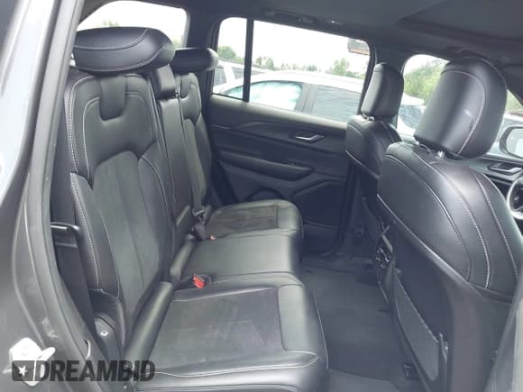 ✅ 2024 Jeep Grand Cherokee Laredo • VIN: 1C4RJHAG9RC156516 • Lot: 42696155. Listed on IAAI with 7,692 mi. Free auction sales archive from the USA and detailed vehicle history report at DreamBid. Image 8.