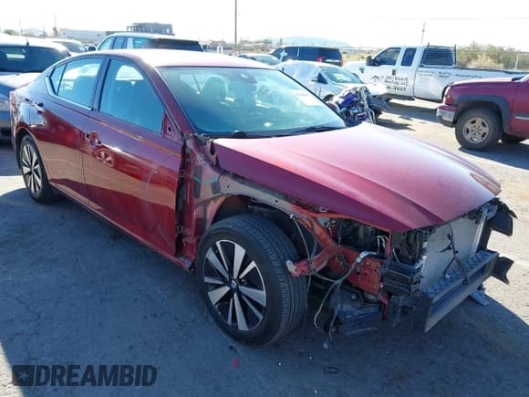 ✅ 2022 Nissan Altima SV • VIN: 1N4BL4DV6NN312403 • Lot: 43346399. Wystawiony na IAAI z przebiegiem 22 660 mil. Bezpłatny archiwum sprzedaży aukcyjnych z USA i szczegółowy raport historii pojazdu na DreamBid. Zdjęcie 1.