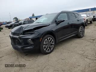 ✅ 2023 Chevrolet Blazer RS • VIN: 3GNKBKRS3PS209911 • Lot: 92086015. Wystawiony na Copart z przebiegiem 16 553 mil. Bezpłatny archiwum sprzedaży aukcyjnych z USA i szczegółowy raport historii pojazdu na DreamBid. Zdjęcie 1.
