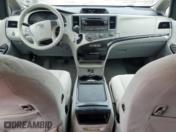 ✅ 2012 Toyota Sienna LE AAS • VIN: 5TDKK3DC1CS208446 • Lot: 59896565. Listed on Copart with 102,547 mi. Free auction sales archive from the USA and detailed vehicle history report at DreamBid. Image 8.