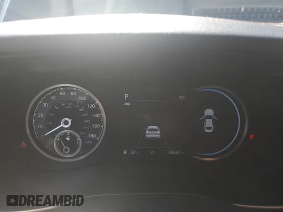 ✅ 2023 Genesis G70 2.0T • VIN: KMTG34TA4PU116050 • Lot: 71157865. Wystawiony na Copart z przebiegiem 33 697 mil. Bezpłatny archiwum sprzedaży aukcyjnych z USA i szczegółowy raport historii pojazdu na DreamBid. Zdjęcie 9.