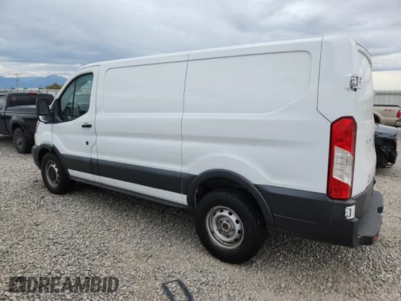 ✅ 2018 Ford Transit • VIN: 1FTYR1ZG9JKB28984 • Лот: 70345795. Опубликован ранее на Copart с пробегом Не указан. Бесплатный доступ к архиву аукционных продаж из США и подробный отчёт об истории автомобиля на DreamBid. Изображение 2.