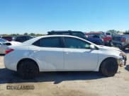 ✅ 2017 Toyota Corolla L • VIN: 5YFBURHE0HP667704 • Lot: 43565227. Wystawiony na IAAI z przebiegiem 135 750 mil. Bezpłatny archiwum sprzedaży aukcyjnych z USA i szczegółowy raport historii pojazdu na DreamBid. Zdjęcie 13.