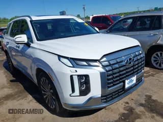 ✅ 2025 Hyundai Palisade Calligraphy • VIN: KM8R74GE0SU828200 • Лот: 42393077. Опубликован ранее на IAAI с пробегом 4 898 миль. Бесплатный доступ к архиву аукционных продаж из США и подробный отчёт об истории автомобиля на DreamBid. Изображение 1.