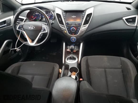 ✅ 2017 Hyundai Veloster Value Edition • VIN: KMHTC6AD9HU314397 • Lot: 81975354. Listed on Copart with 157,579 mi. Free auction sales archive from the USA and detailed vehicle history report at DreamBid. Image 8.