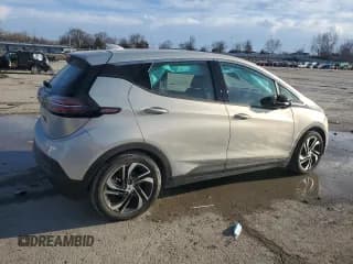 ✅ 2023 Chevrolet Bolt EV 2LT • VIN: 1G1FX6S08P4194889 • Lot: 46679495. Wystawiony na Copart z przebiegiem 38 030 mil. Bezpłatny archiwum sprzedaży aukcyjnych z USA i szczegółowy raport historii pojazdu na DreamBid. Zdjęcie 3.