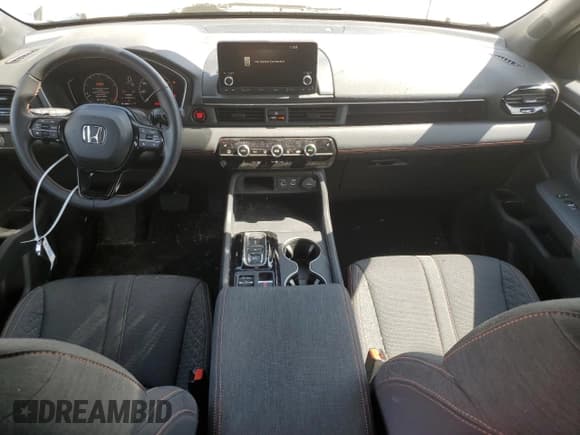 ✅ 2024 Honda Pilot Sport • VIN: 5FNYG1H3XRB028874 • Лот: 50898955. Опубликован ранее на Copart с пробегом 18 522 миль. Бесплатный доступ к архиву аукционных продаж из США и подробный отчёт об истории автомобиля на DreamBid. Изображение 8.