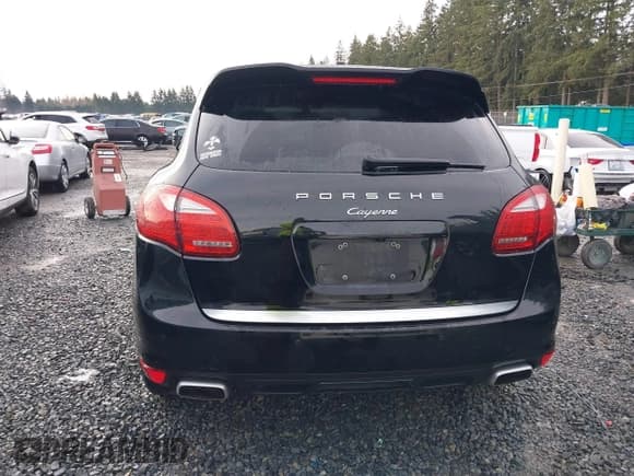 ✅ 2014 Porsche Cayenne Diesel • VIN: WP1AF2A20ELA34958 • Lot: 41208789. Wystawiony na IAAI z przebiegiem 81 999 mil. Bezpłatny archiwum sprzedaży aukcyjnych z USA i szczegółowy raport historii pojazdu na DreamBid. Zdjęcie 16.