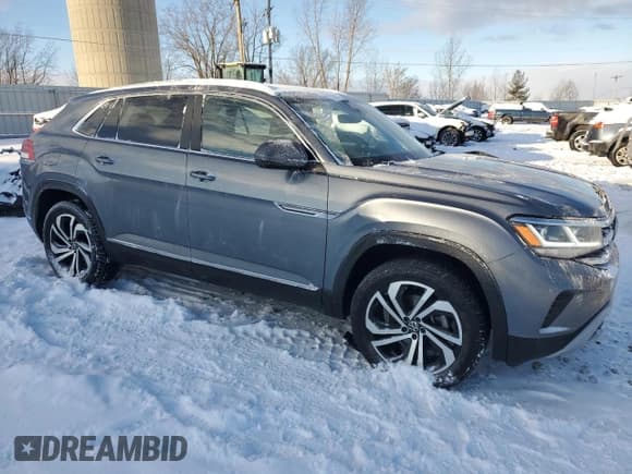 ✅ 2022 Volkswagen Atlas SEL • VIN: 1V2BE2CA2NC223803 • Лот: 43997075. Опубликован ранее на Copart с пробегом 23 557 миль. Бесплатный доступ к архиву аукционных продаж из США и подробный отчёт об истории автомобиля на DreamBid. Изображение 4.