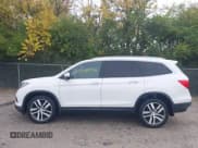 ✅ 2016 Honda Pilot Touring • VIN: 5FNYF6H98GB043729 • Lot: 43644772. Listed on IAAI with Not provided. Free auction sales archive from the USA and detailed vehicle history report at DreamBid. Image 15.