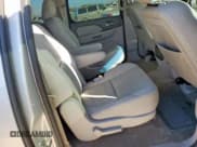 ✅ 2014 Chevrolet Suburban LT • VIN: 1GNSCJE04ER141436 • Лот: 86727905. Опубликован ранее на Copart с пробегом 87 570 миль. Бесплатный доступ к архиву аукционных продаж из США и подробный отчёт об истории автомобиля на DreamBid. Изображение 11.