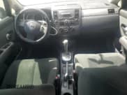 ✅ 2012 Nissan Versa SL • VIN: 3N1BC1CP4CK234057 • Lot: 84050265. Wystawiony na Copart z przebiegiem 157 515 mil. Bezpłatny archiwum sprzedaży aukcyjnych z USA i szczegółowy raport historii pojazdu na DreamBid. Zdjęcie 8.