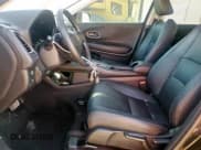 ✅ 2020 Honda HR-V EX-L • VIN: 3CZRU5H70LM717794 • Lot: 57098135. Wystawiony na Copart z przebiegiem 51 821 mil. Bezpłatny archiwum sprzedaży aukcyjnych z USA i szczegółowy raport historii pojazdu na DreamBid. Zdjęcie 7.