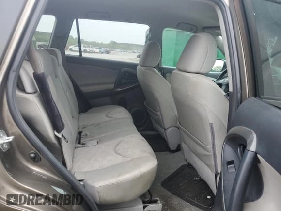 ✅ 2010 Toyota RAV4 • VIN: 2T3ZK4DV2AW005728 • Lot: 57237445. Listed on Copart with 147,285 mi. Free auction sales archive from the USA and detailed vehicle history report at DreamBid. Image 10.
