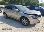 ✅ 2016 Volvo XC60 T6 Platinum • VIN: YV4902RM5G2779299 • Lot: 59821594. Wystawiony na Copart z przebiegiem 68 449 mil. Bezpłatny archiwum sprzedaży aukcyjnych z USA i szczegółowy raport historii pojazdu na DreamBid. Zdjęcie 4.